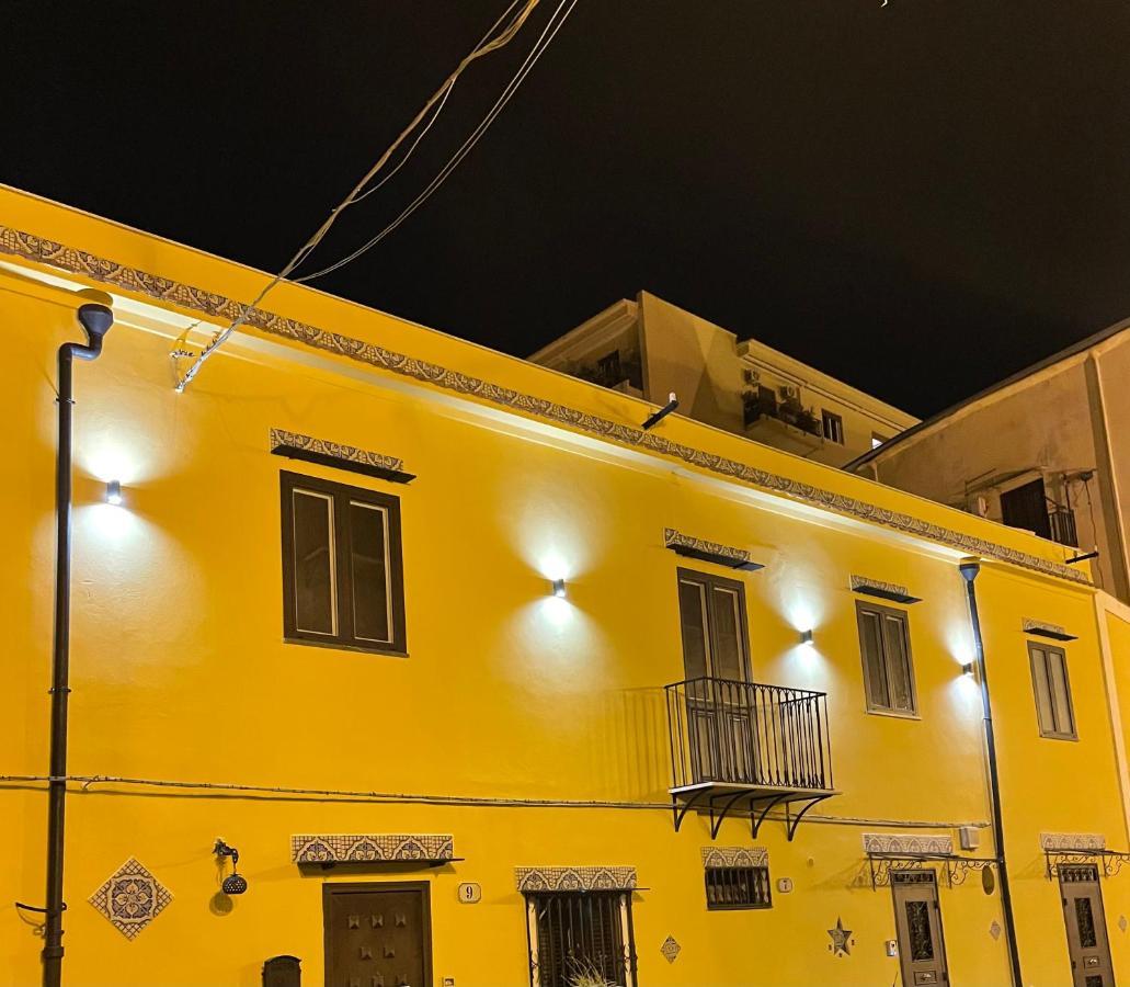 Case Vacanze Donna Ina Palermo Buitenkant foto